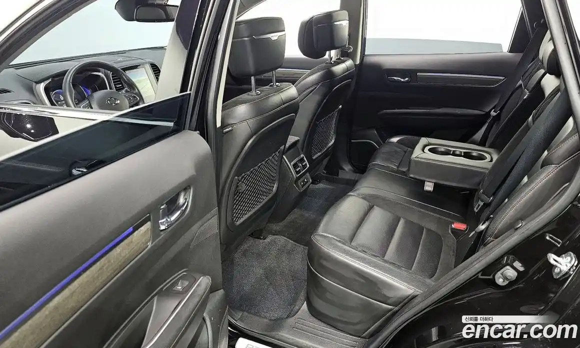 Renault QM6 2023 2.0 Автомат в Москве № 586342, фото 11