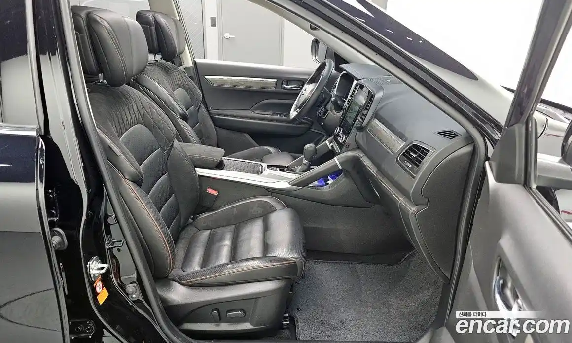 Renault QM6 2023 2.0 Автомат в Москве № 586342, фото 12