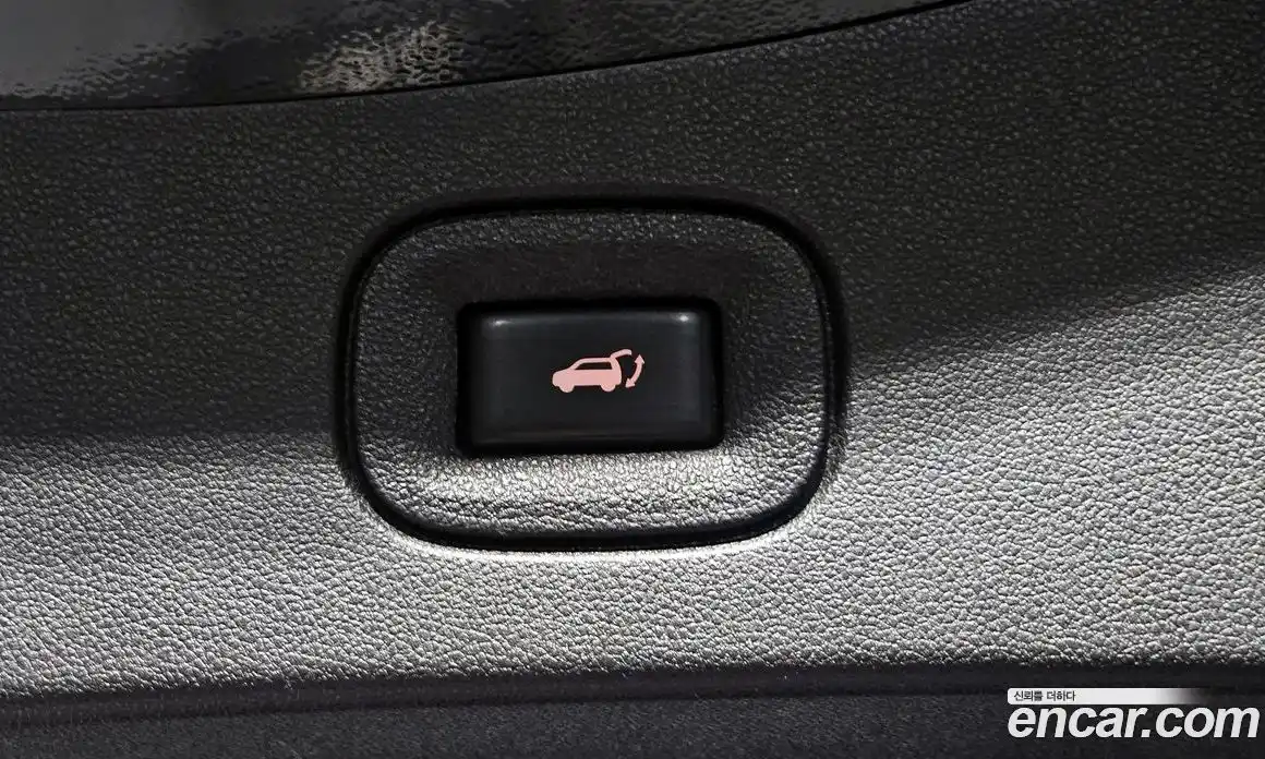 Renault QM6 2023 2.0 Автомат в Москве № 586342, фото 20