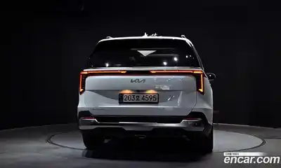 Kia Canival 2025 2.2 Автомат в Москве № 586527, миниатюра 4