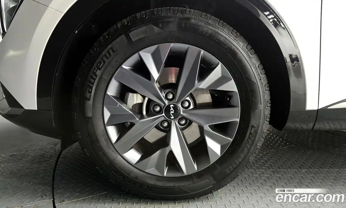 Kia Sportage 2024 1.6 Автомат в Москве № 586597, фото 5