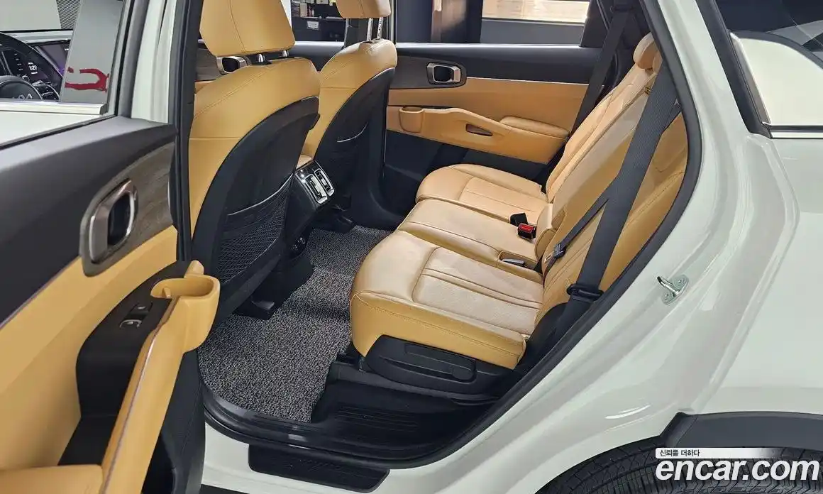 Kia Sorento 2023 2.5 Автомат в Москве № 586604, фото 13