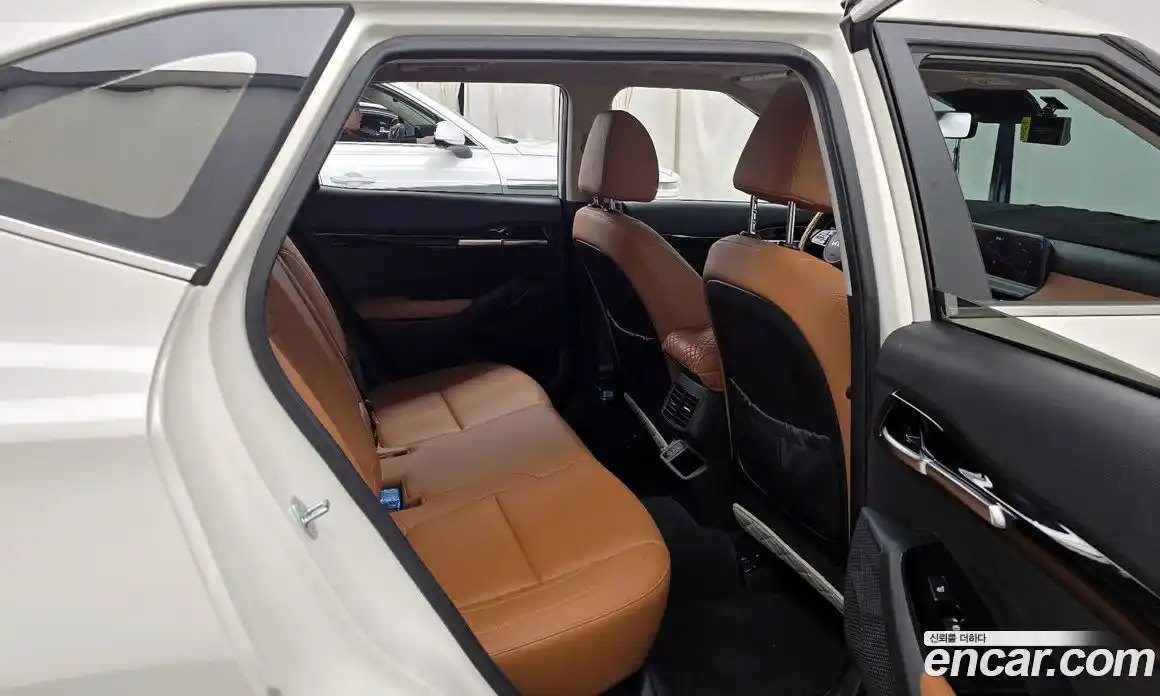 Kia Seltos 2024 1.6 Автомат в Москве № 586909, фото 12