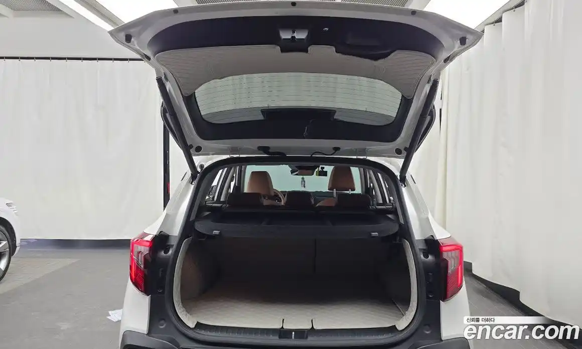 Kia Seltos 2024 1.6 Автомат в Москве № 586909, фото 20