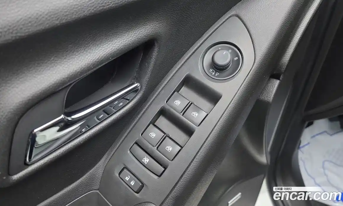 Chevrolet Trax 2014 1.4 Автомат в Москве № 586994, фото 14