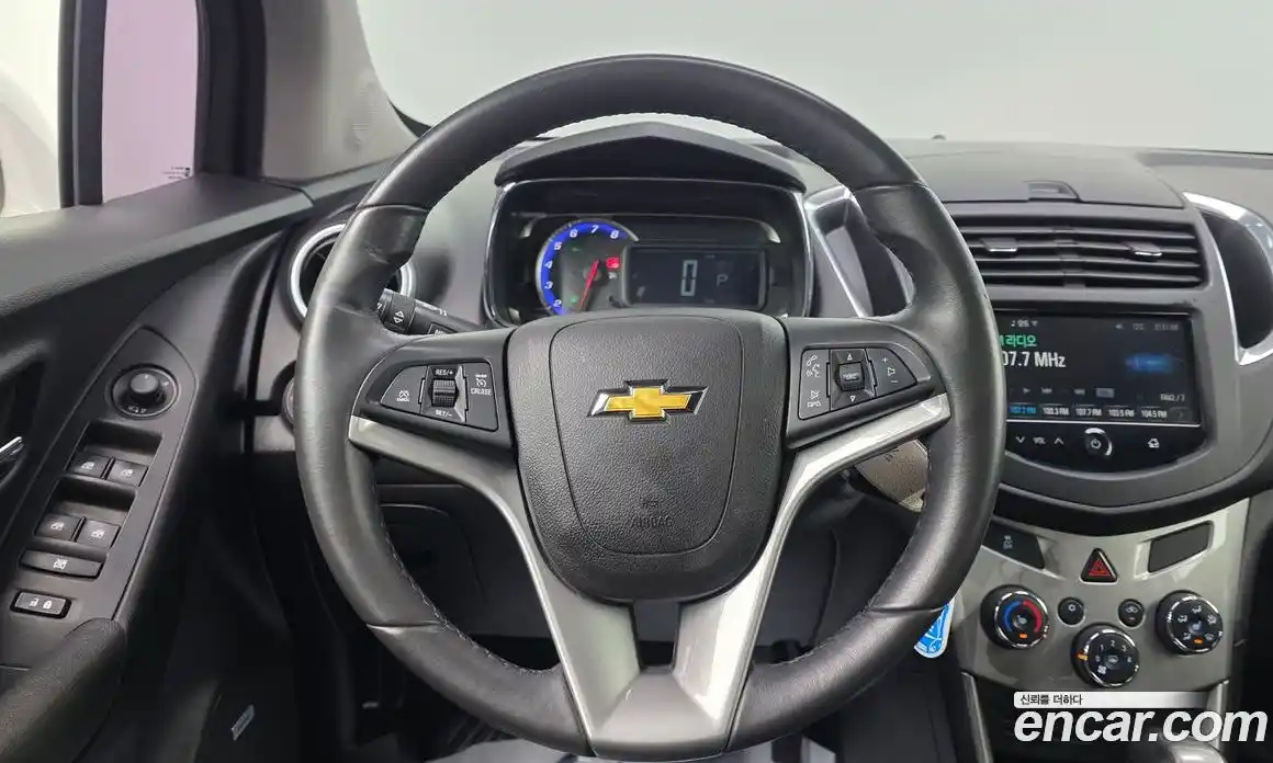 Chevrolet Trax 2014 1.4 Автомат в Москве № 586994, фото 16
