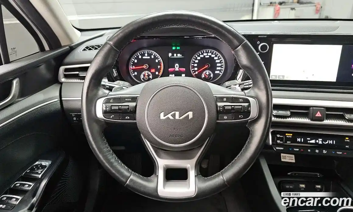 Kia K5 2022 2.0 Автомат в Москве № 587368, фото 13