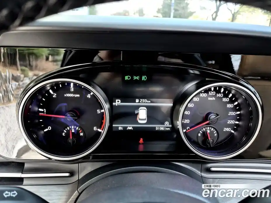 Kia Canival 2023 2.2 Автомат в Москве № 587412, фото 15