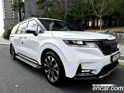 Kia Canival 2023 2.2 Автомат в Москве № 587412, миниатюра 3