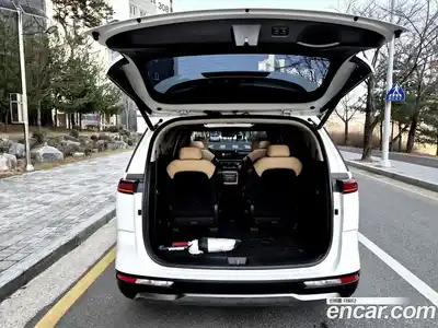 Kia Canival 2023 2.2 Автомат в Москве № 587412, миниатюра 8