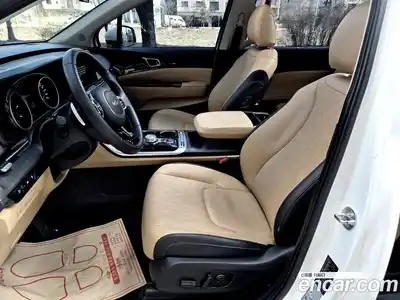 Kia Canival 2023 2.2 Автомат в Москве № 587412, миниатюра 10