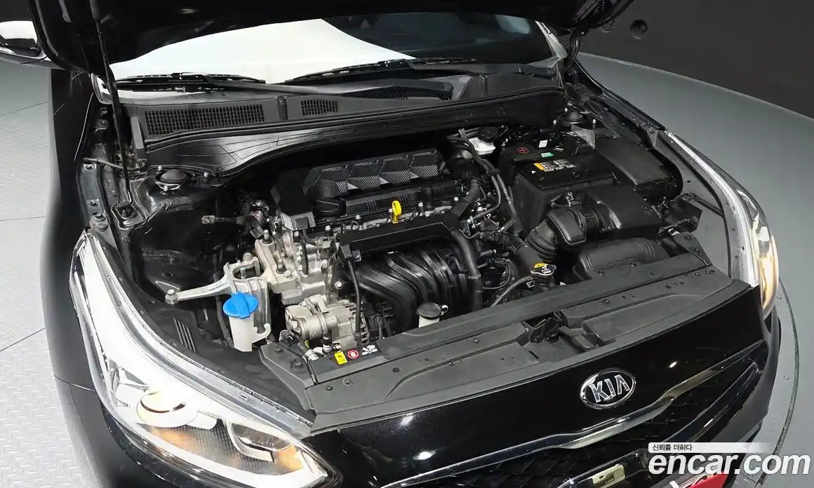 Kia K3 2021 1.6 Автомат в Москве № 587460, фото 6