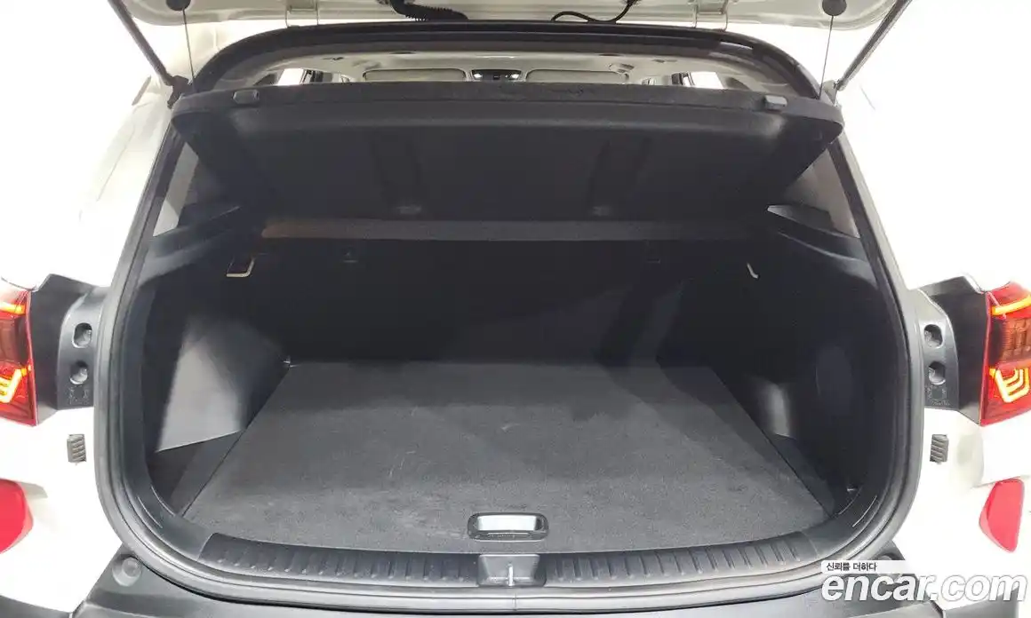 Kia Seltos 2020 1.6 Автомат в Москве № 587486, фото 20