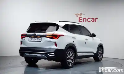 Kia Seltos 2020 1.6 Автомат в Москве № 587486, миниатюра 2