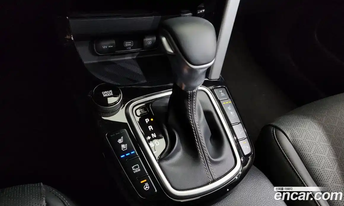 Kia Seltos 2020 1.6 Автомат в Москве № 587486, фото 9