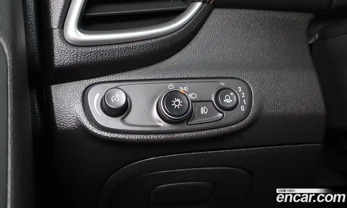 Chevrolet Trax 2018 1.4 Автомат в Москве № 587527, фото 19