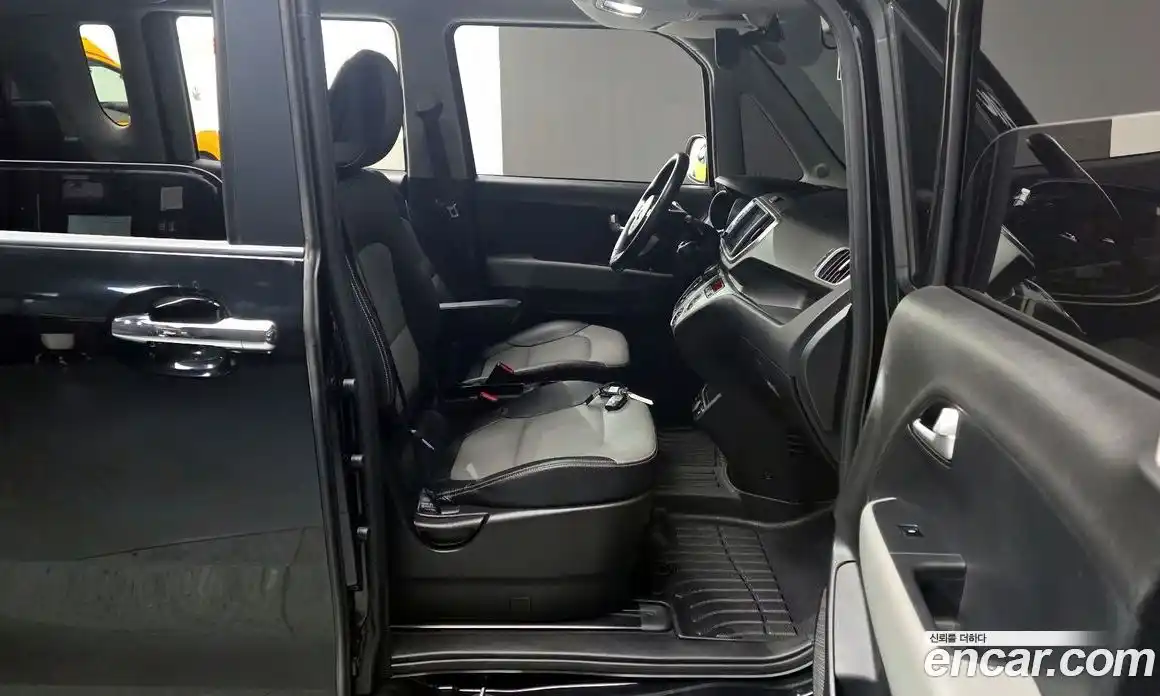 Kia Ray 2021 1.0 Автомат в Москве № 587667, фото 11