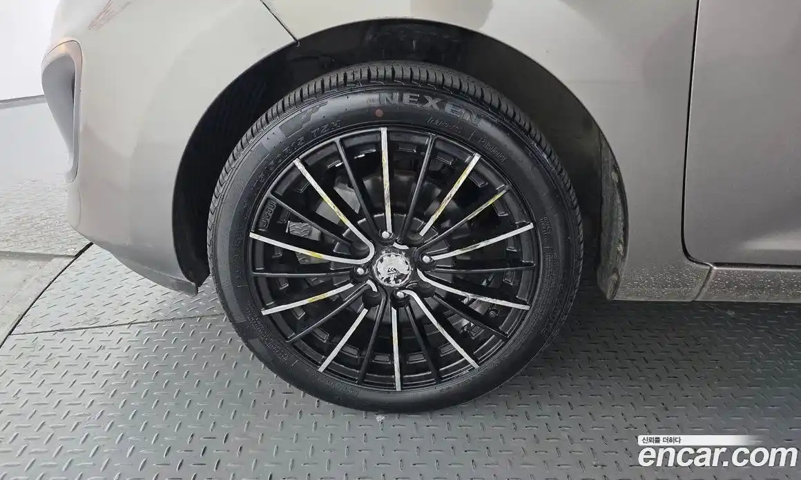 Kia Morning 2014 1.0 Автомат в Москве № 587817, фото 5