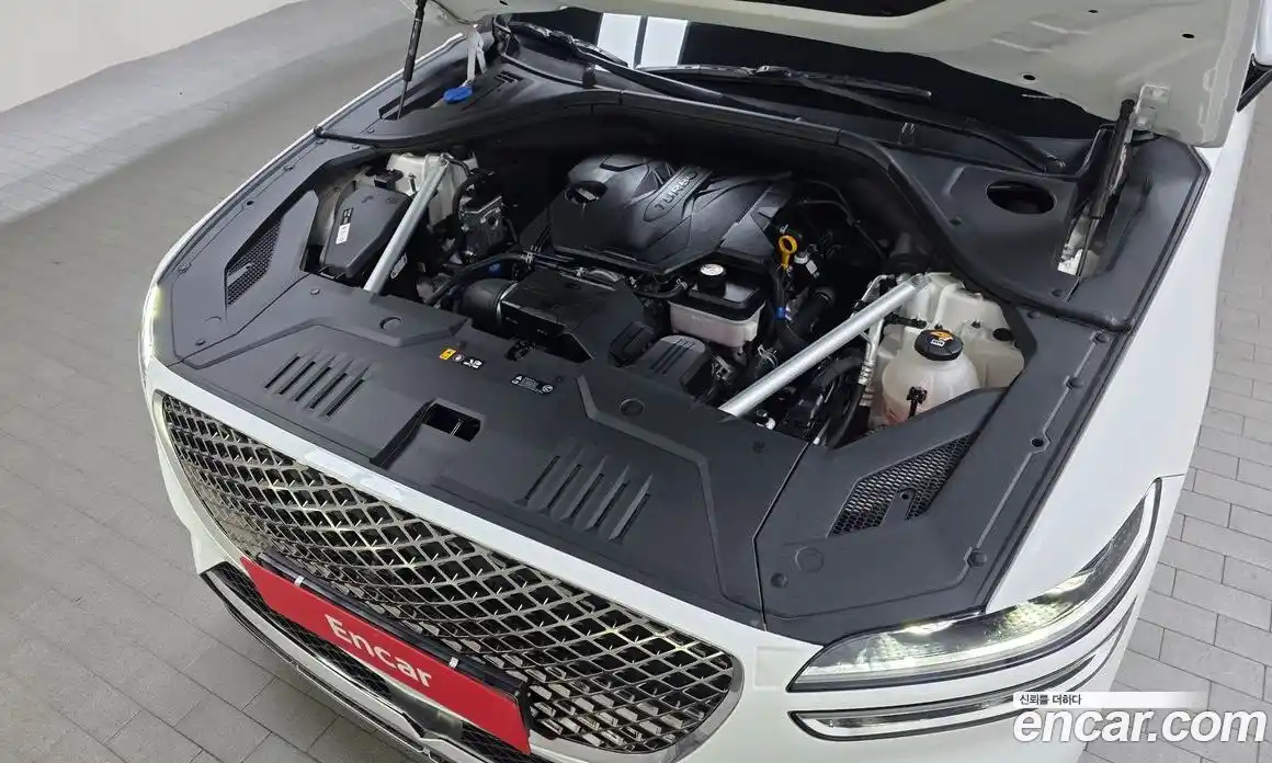 Genesis GV70 2023 2.5 Автомат в Москве № 588204, фото 6