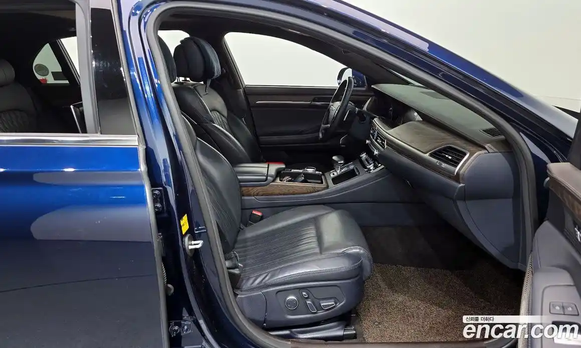 Genesis G90 2019 3.8 Автомат в Москве № 588219, фото 11