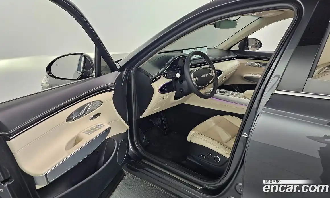 Genesis GV70 2021 2.5 Автомат в Москве № 588351, фото 11