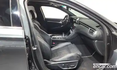 Genesis G70 2018 2.0 Автомат в Москве № 588441, миниатюра 11