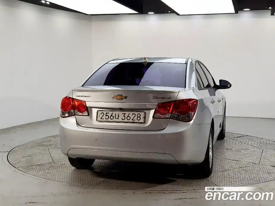 Chevrolet Cruze 2012 1.6 Автомат в Москве № 588624, фото 3