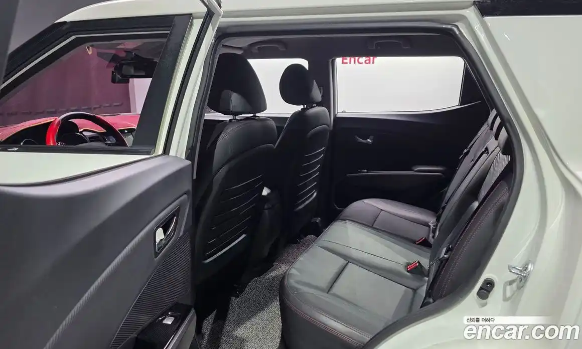 SsangYong TIBOLI 2019 1.6 Автомат в Москве № 588915, фото 12