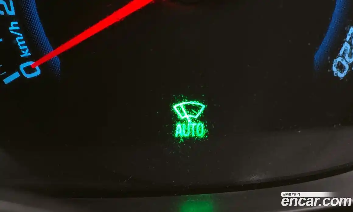 Chevrolet Orlando 2015 2.0 Автомат в Москве № 588948, фото 16