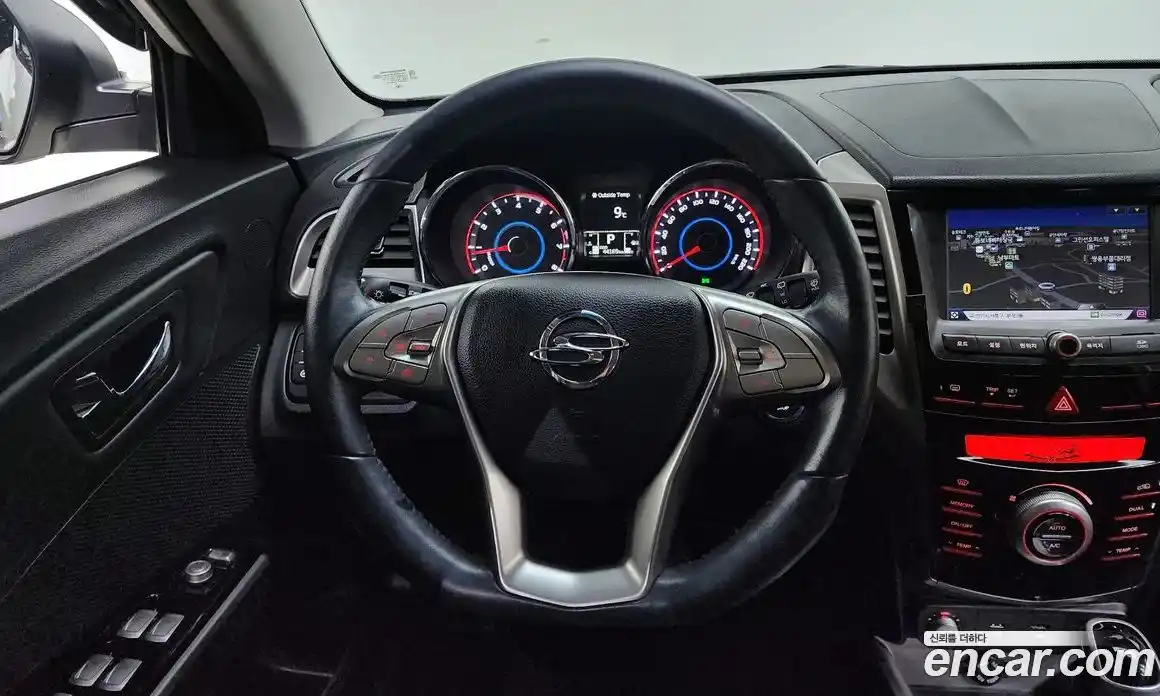 SsangYong TIBOLI 2016 1.6 Автомат в Москве № 588994, фото 14