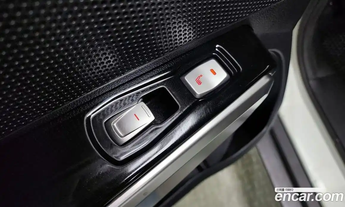 SsangYong TIBOLI 2016 1.6 Автомат в Москве № 588994, фото 19