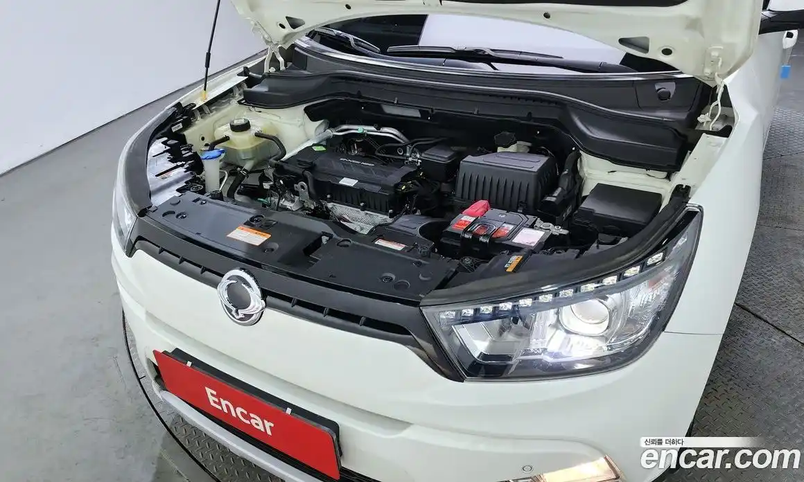 SsangYong TIBOLI 2016 1.6 Автомат в Москве № 588994, фото 6