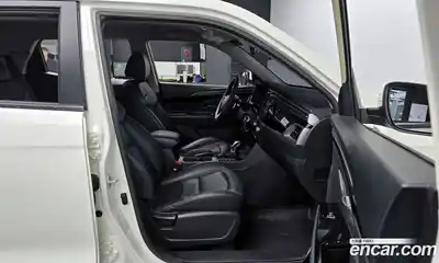 SsangYong Korando 2024 1.5 Автомат в Москве № 589329, миниатюра 9