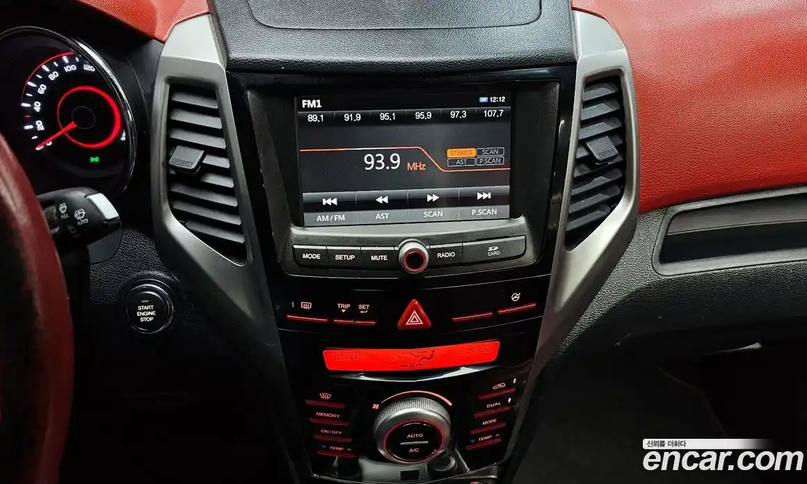 SsangYong TIBOLI 2016 1.6 Автомат в Москве № 589331, фото 14