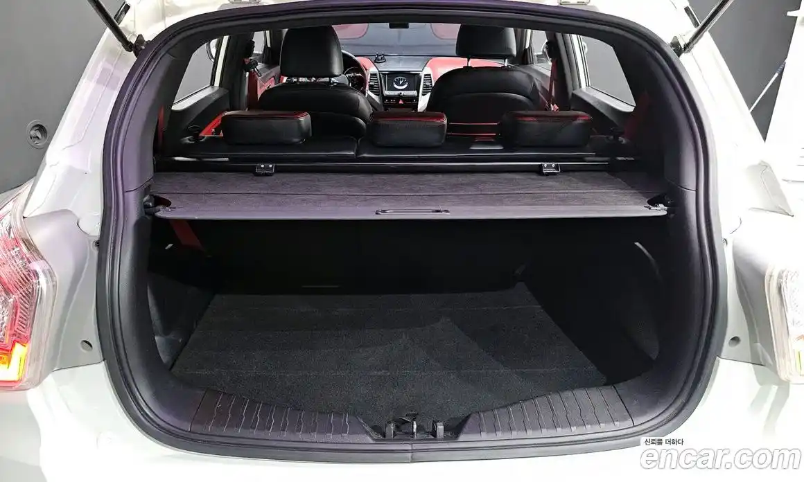 SsangYong TIBOLI 2016 1.6 Автомат в Москве № 589331, фото 20