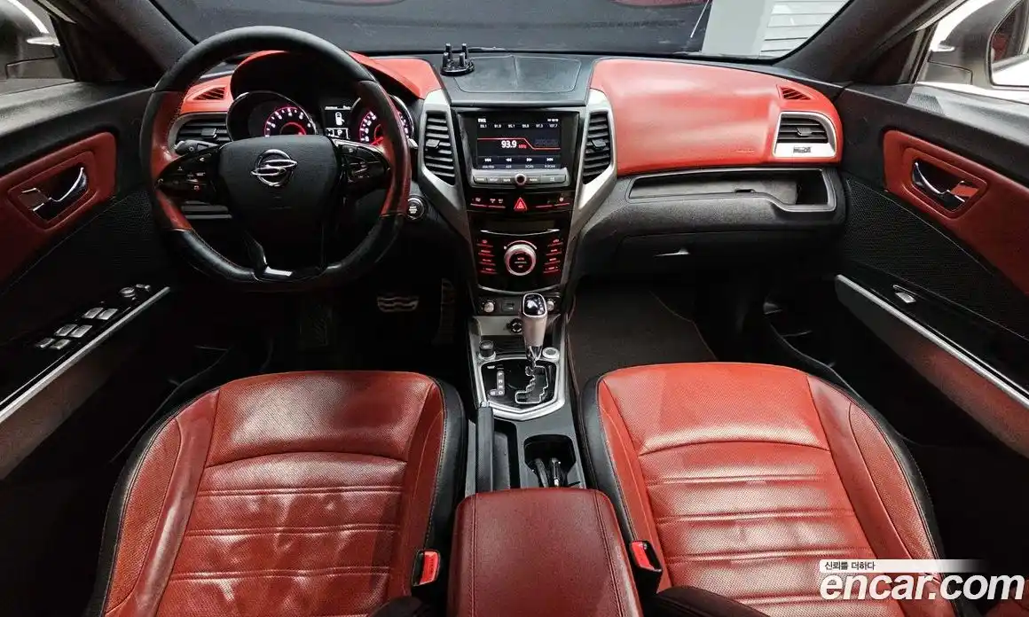 SsangYong TIBOLI 2016 1.6 Автомат в Москве № 589331, фото 7