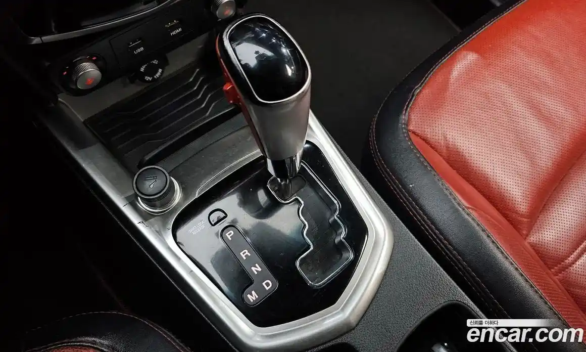 SsangYong TIBOLI 2016 1.6 Автомат в Москве № 589331, фото 9