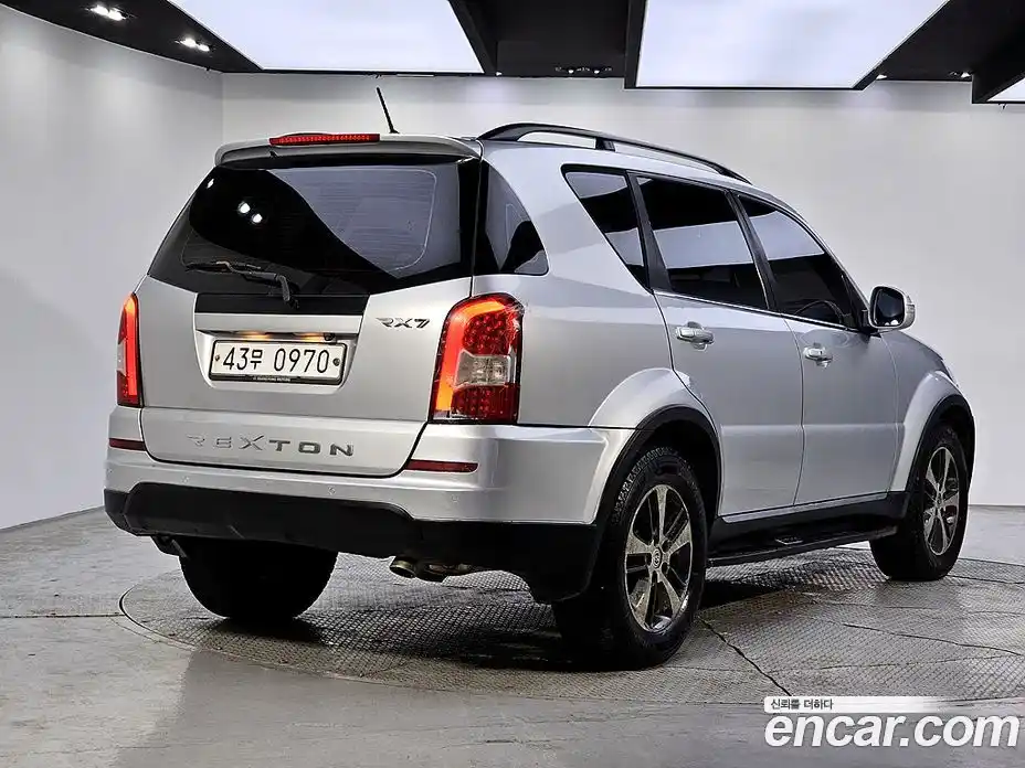 SsangYong Rexton 2015 2.0 Автомат в Москве № 589422, фото 4
