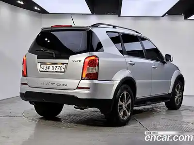 SsangYong Rexton 2015 2.0 Автомат в Москве № 589422, миниатюра 4