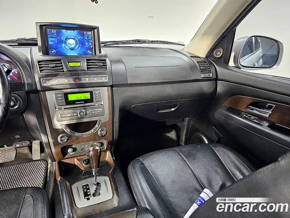 SsangYong Rexton 2015 2.0 Автомат в Москве № 589422, фото 9