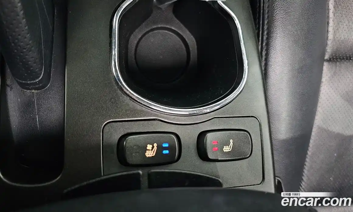 SsangYong Korando 2015 2.0 Автомат в Москве № 589453, фото 16