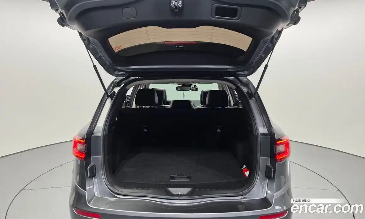 Renault QM6 2018 2.0 Автомат в Москве № 590013, фото 20