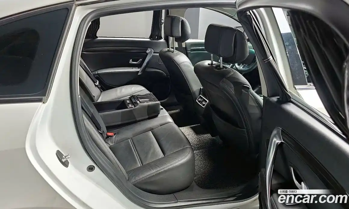 Renault SM7 2014 2.5 Автомат в Москве № 590091, фото 12