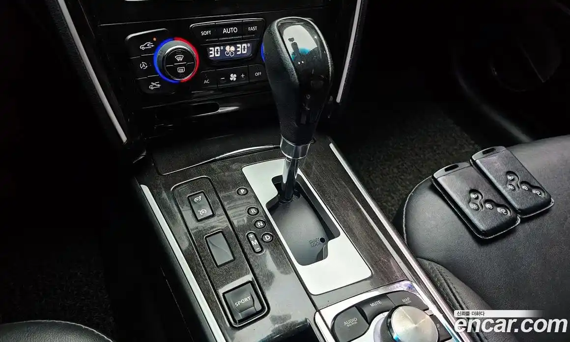 Renault SM7 2014 2.5 Автомат в Москве № 590091, фото 9