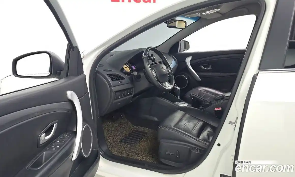 Renault SM3 2014 0.2 Автомат в Москве № 590143, фото 10