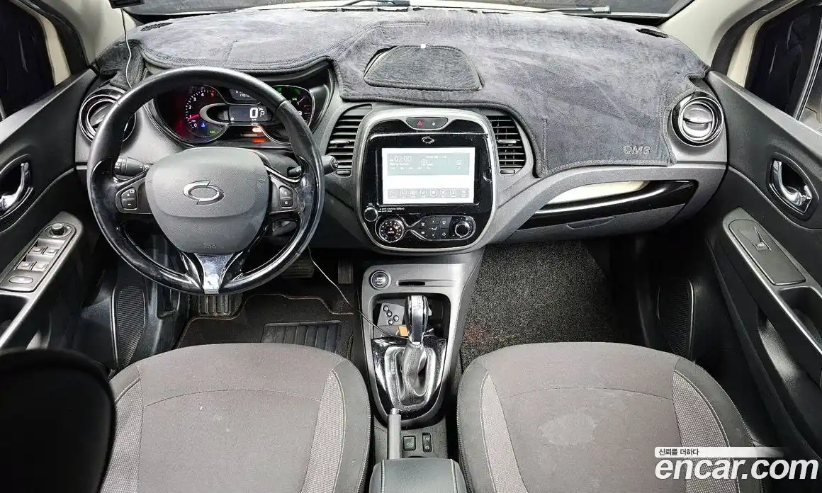 Renault QM3 2017 1.5 Автомат в Москве № 590148, фото 7