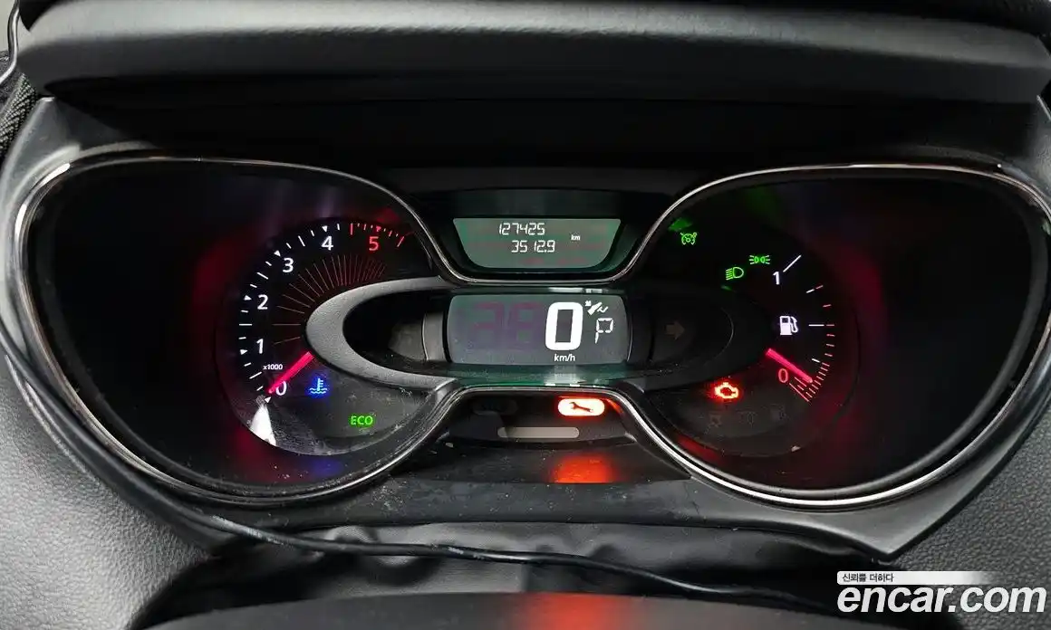 Renault QM3 2017 1.5 Автомат в Москве № 590148, фото 8