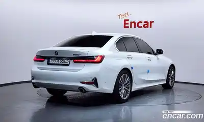 BMW 3-Series 2022 2.0 Автомат в Москве № 591146, миниатюра 2