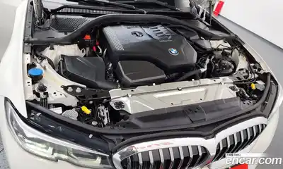 BMW 3-Series 2022 2.0 Автомат в Москве № 591146, миниатюра 6