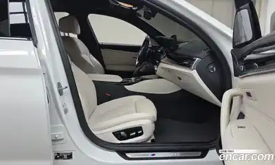 BMW 5-Series 2022 4.4 Автомат в Москве № 591692, миниатюра 11